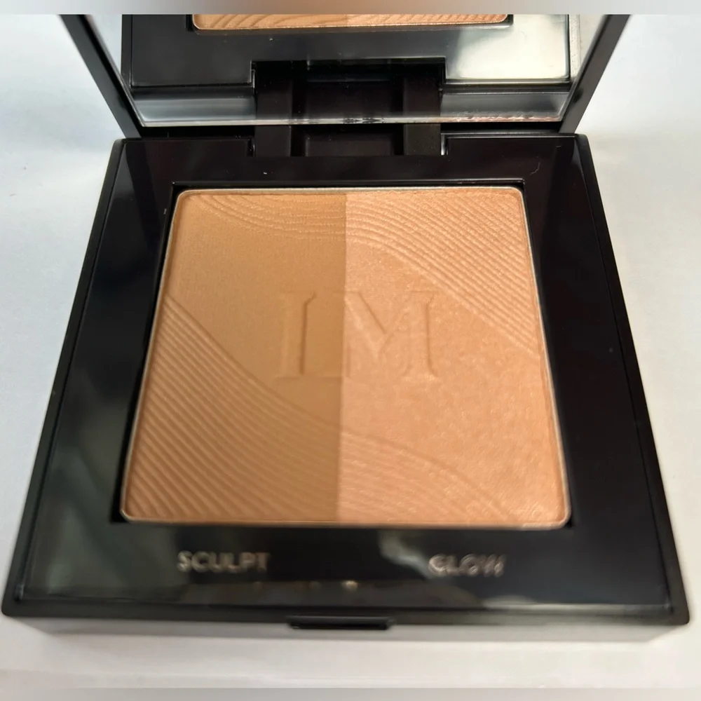 laura mercier brand new
